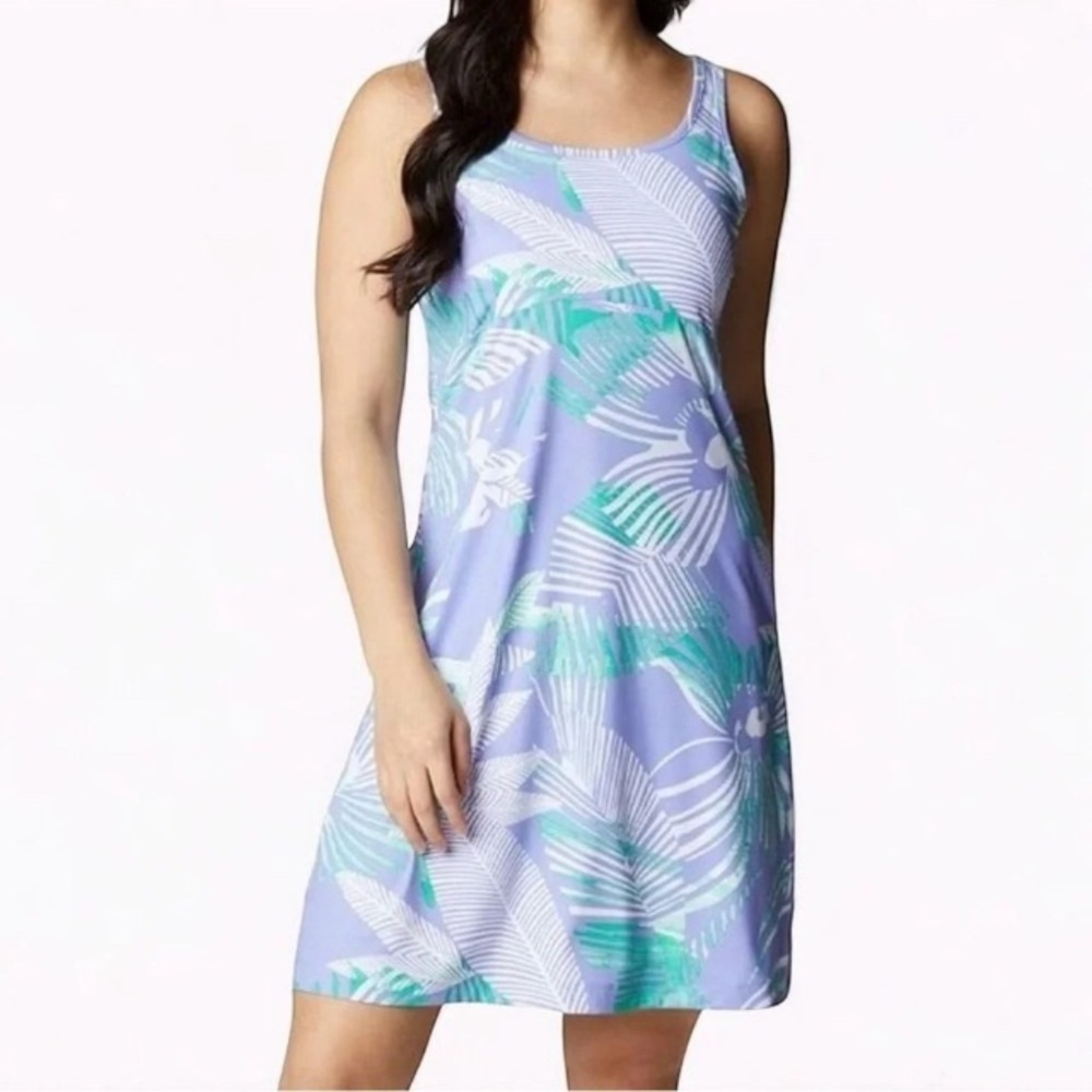 Columbia L PGF athletic Dress Omni-Wick. Purple Green Tropical
